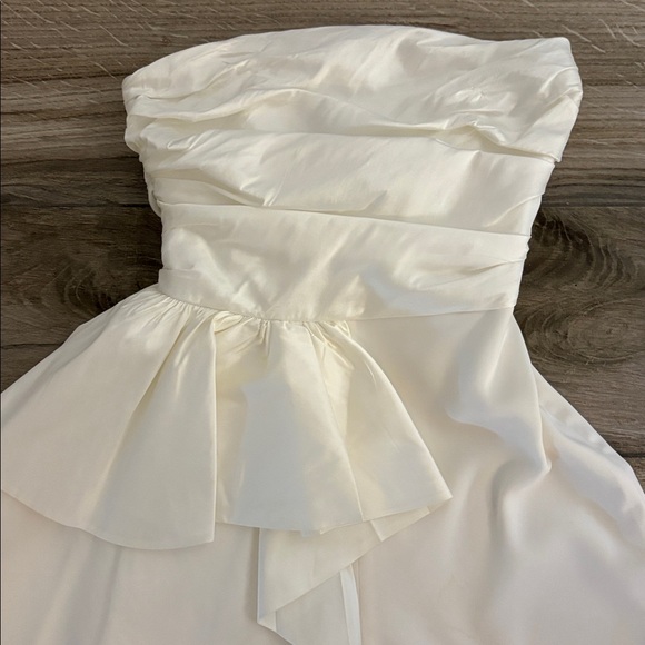 JAYGODFREY Elegant Strapless White Jumpsuit - Picture 7 of 10